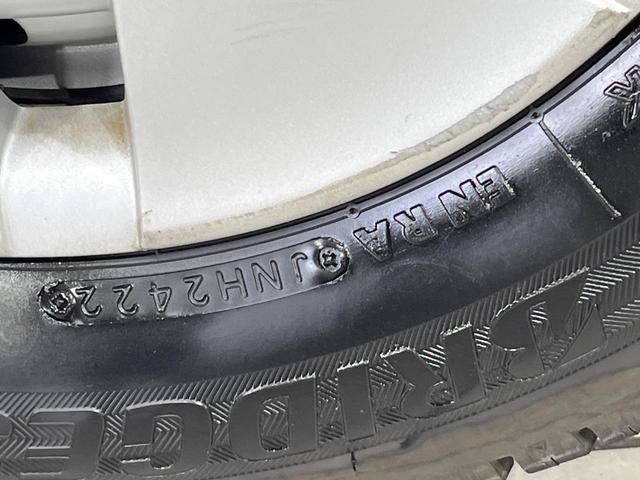 ハイゼットカーゴ クルーズ 4WD 5MT車 禁煙車 CD再生 エアコン 電動格納ミラー プライバシーガラス 盗難防止装置 ドアバイザー 両側スライドドア パワーステアリング ABS 衝突安全ボディ(51枚目)