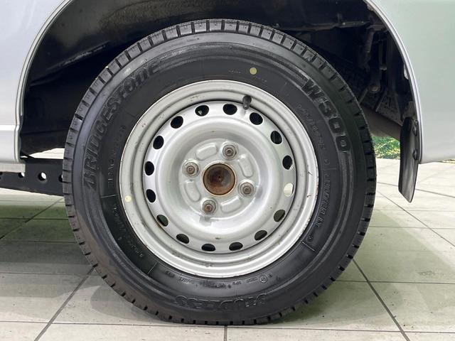 ハイゼットカーゴ クルーズ 4WD 5MT車 禁煙車 CD再生 エアコン 電動格納ミラー プライバシーガラス 盗難防止装置 ドアバイザー 両側スライドドア パワーステアリング ABS 衝突安全ボディ(53枚目)