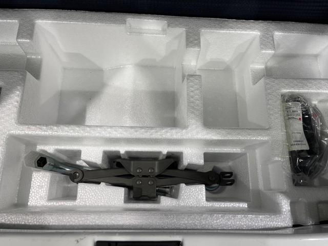 アルト L スズキセーフティサポート 禁煙車 ドラレコ コーナーセンサー キーレスキー シートヒーター アイドリングストップ 車線逸脱警報 オートライト CD ダイヤル調整式エアコン 電動格納ミラー 盗難防止装置(37枚目)