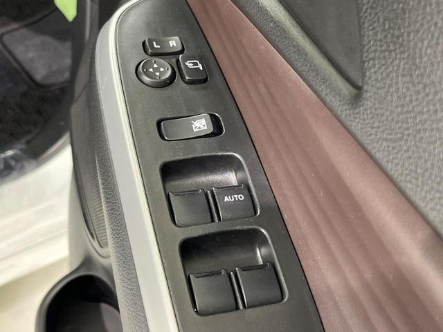 ソリオバンディット ハイブリッドMV 4WD 両側電動スライドドア 純正8型ナビ 全周囲カメラ 衝突被害軽減システム レーダークルーズ 禁煙車 コーナーセンサー スマートキー LEDヘッド オートハイビーム 車線逸脱警報 オートライト(51枚目)