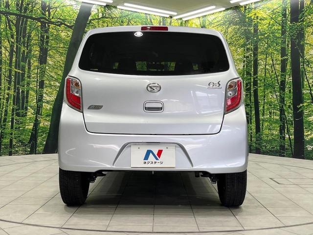 ミライース Ｘ　禁煙車　ＥＴＣ　電動格納ミラー　ドアバイザー　プライバシーガラス　盗難防止システム　パワーステアリング　パワーウィンドウ　衝突安全ボディ　キーレス　ＣＤ再生　トラクションコントロール（16枚目）