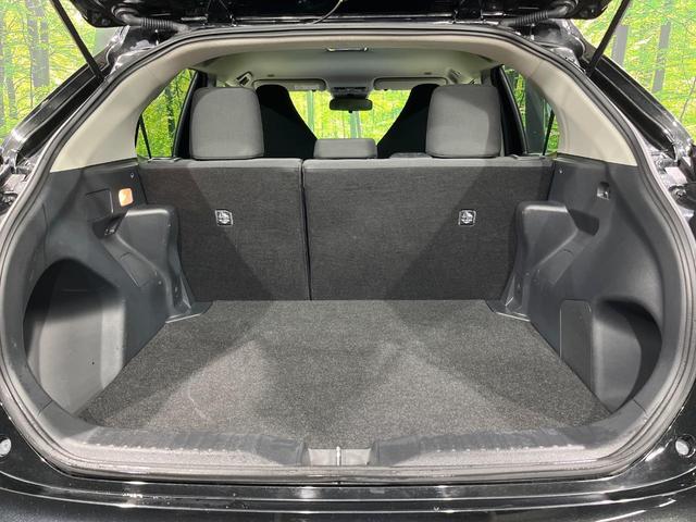 ヤリスクロス X バックカメラ 寒冷地仕様 トヨタセーフティセンス レーダークルーズ ディスプレイオーディオ 禁煙車 コーナーセンサー スマートキー オートハイビーム 車線逸脱警報 オートライト Bluetooth(11枚目)