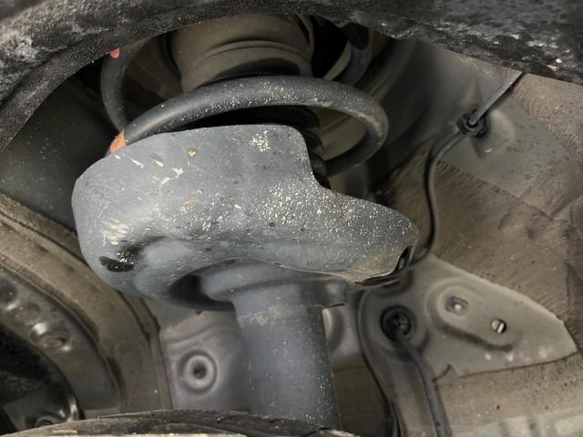 ヴォクシー ハイブリッドS-Z モデリスタエアロ フリップダウンモニター 両側電動スライドドア 全周囲カメラ 寒冷地仕様 トヨタセーフティセンス 100V電源 レーダークルーズ 禁煙車 電動リアゲート ハーフレザーシート ドラレコ(25枚目)