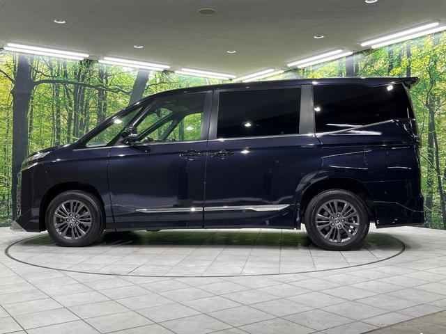 ヴォクシー ハイブリッドS-Z モデリスタエアロ フリップダウンモニター 両側電動スライドドア 全周囲カメラ 寒冷地仕様 トヨタセーフティセンス 100V電源 レーダークルーズ 禁煙車 電動リアゲート ハーフレザーシート ドラレコ(69枚目)