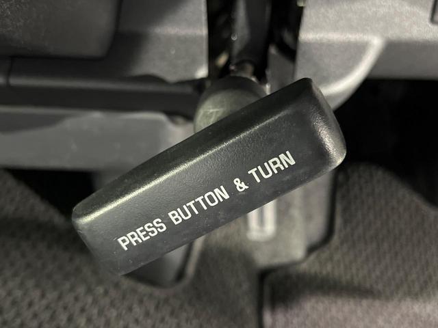 ハイエースバン スーパーGL ダークプライムII 両側電動スライドドア パナソニック製SDナビ バックカメラ 1500Wアクセサリーコンセント 禁煙車 ハーフレザーシート スマートキー LEDヘッド オートライト オートエアコン Bluetooth(32枚目)