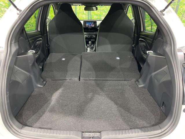 ヤリス X 4WD SDナビ バックカメラ 寒冷地仕様 セーフティーセンス レーダークルーズ 禁煙車 コーナーセンサー スマートキー ETC 車線逸脱警報 オートライト Bluetooth CD DVD再生(44枚目)