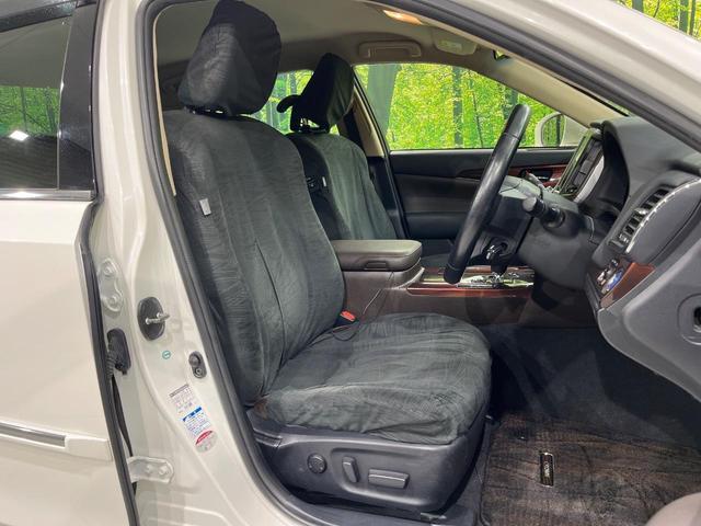 クラウンハイブリッド ロイヤルサルーン Four 4WD 純正8型ナビ バックカメラ 禁煙車 ドラレコ スマートキー LEDヘッド クルコン オートライト デュアルエアコン 純正16インチアルミ Bluetooth CD DVD再生 フルセグ(9枚目)