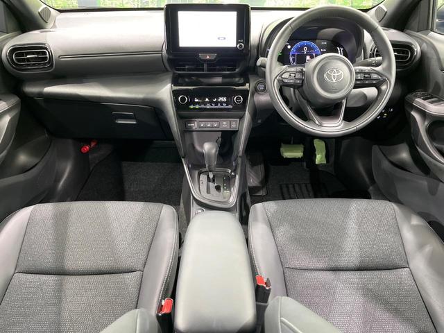 ヤリスクロス Ｚ　寒冷地仕様　バックカメラ　セーフティセンス　レーダークルーズ　禁煙車　ハーフレザーシート　シートヒーター　パワーシート　ドラレコ　コーナーセンサー　スマートキー　ＬＥＤヘッド　ディスプレイオーディオ（2枚目）