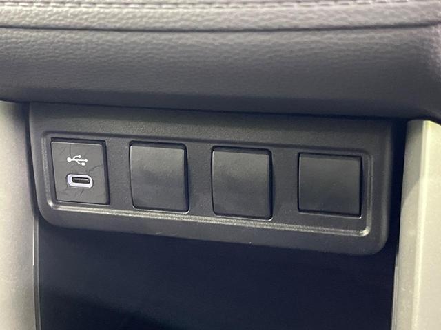 カローラクロス ハイブリッド　Ｇ　８インチディスプレイオーディオ　バックカメラ　寒冷地仕様　禁煙車　衝突軽減装置　レーダークルーズ　スマートキー　ＥＴＣ　オートライト　オートエアコン　ＬＥＤヘッド　オートマチックハイビーム（31枚目）