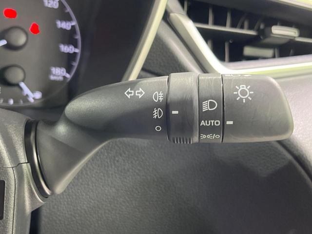 カローラクロス ハイブリッド　Ｇ　８インチディスプレイオーディオ　バックカメラ　寒冷地仕様　禁煙車　衝突軽減装置　レーダークルーズ　スマートキー　ＥＴＣ　オートライト　オートエアコン　ＬＥＤヘッド　オートマチックハイビーム（39枚目）