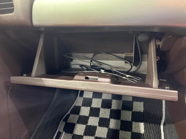 コペン セロ　ＳＤナビ　バックカメラ　禁煙車　シートヒーター　スマートキー　ＨＩＤヘッド　ＥＴＣ　オートエアコン　盗難防止システム　純正１６インチＡＷ　フルセグ　ＣＤ／ＤＶＤ再生　Ｂｌｕｅｔｏｏｔｈ再生（41枚目）