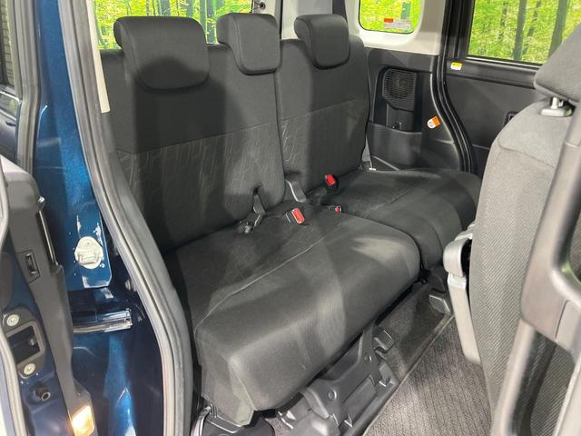 タンク カスタムＧ　両側電動スライドドア　純正ＳＤナビ　バックカメラ　禁煙車　衝突軽減装置　スマートキー　オートライト　オートエアコン　ＥＴＣ　ＬＥＤヘッド　ＬＥＤフォグ　シートヒーター　クリアランスソナー　ドアバイザー（10枚目）