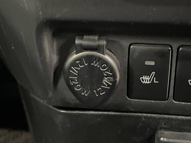 タンク カスタムＧ　両側電動スライドドア　純正ＳＤナビ　バックカメラ　禁煙車　衝突軽減装置　スマートキー　オートライト　オートエアコン　ＥＴＣ　ＬＥＤヘッド　ＬＥＤフォグ　シートヒーター　クリアランスソナー　ドアバイザー（34枚目）
