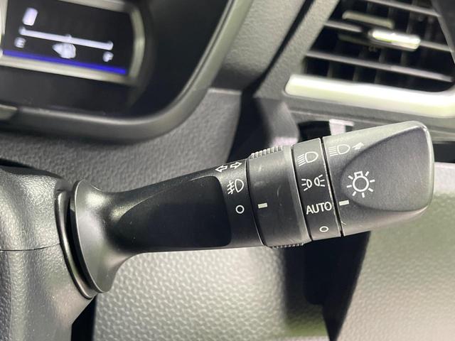 タンク カスタムＧ　両側電動スライドドア　純正ＳＤナビ　バックカメラ　禁煙車　衝突軽減装置　スマートキー　オートライト　オートエアコン　ＥＴＣ　ＬＥＤヘッド　ＬＥＤフォグ　シートヒーター　クリアランスソナー　ドアバイザー（37枚目）