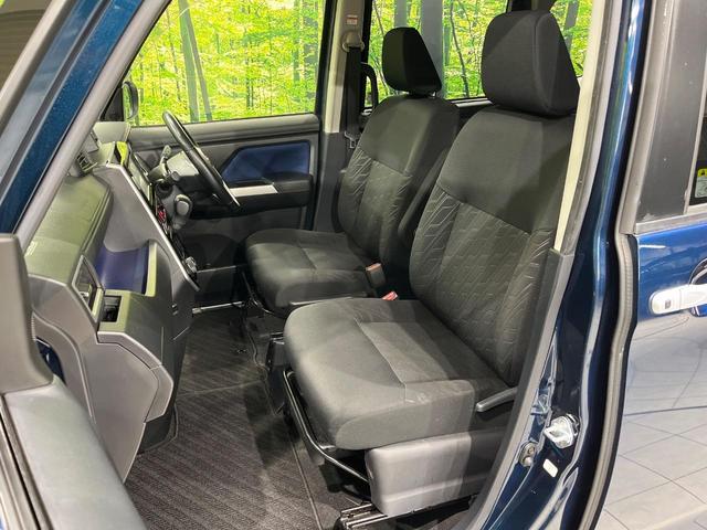 タンク カスタムＧ　両側電動スライドドア　純正ＳＤナビ　バックカメラ　禁煙車　衝突軽減装置　スマートキー　オートライト　オートエアコン　ＥＴＣ　ＬＥＤヘッド　ＬＥＤフォグ　シートヒーター　クリアランスソナー　ドアバイザー（41枚目）