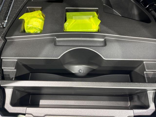 プリウス Ａツーリングセレクション　純正ＳＤナビ　バックカメラ　禁煙車　衝突軽減装置　レーダークルーズ　オートエアコン　オートライト　オートマチックハイビーム　ＬＥＤヘッド　パワーシート　シートヒーター　ＥＴＣ　クリアランスソナー（50枚目）