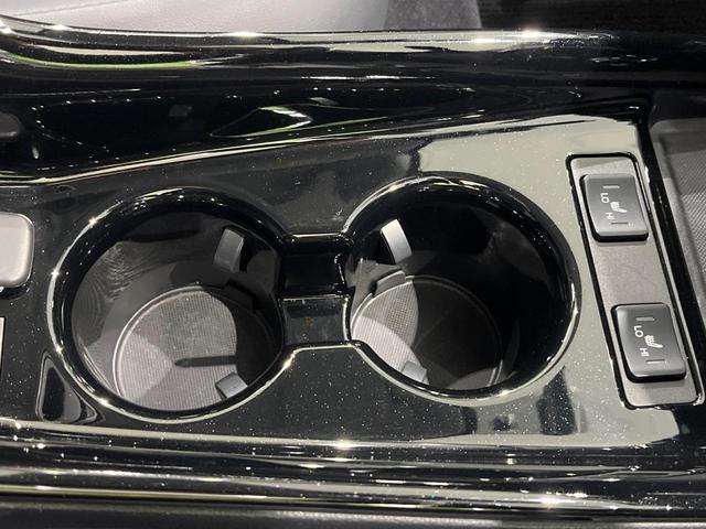 プリウス Ａツーリングセレクション　純正ＳＤナビ　バックカメラ　禁煙車　衝突軽減装置　レーダークルーズ　オートエアコン　オートライト　オートマチックハイビーム　ＬＥＤヘッド　パワーシート　シートヒーター　ＥＴＣ　クリアランスソナー（52枚目）
