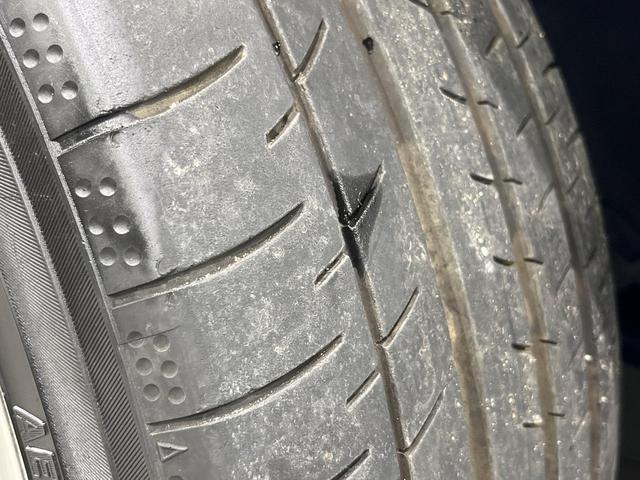 プリウス Ａツーリングセレクション　純正ＳＤナビ　バックカメラ　禁煙車　衝突軽減装置　レーダークルーズ　オートエアコン　オートライト　オートマチックハイビーム　ＬＥＤヘッド　パワーシート　シートヒーター　ＥＴＣ　クリアランスソナー（65枚目）