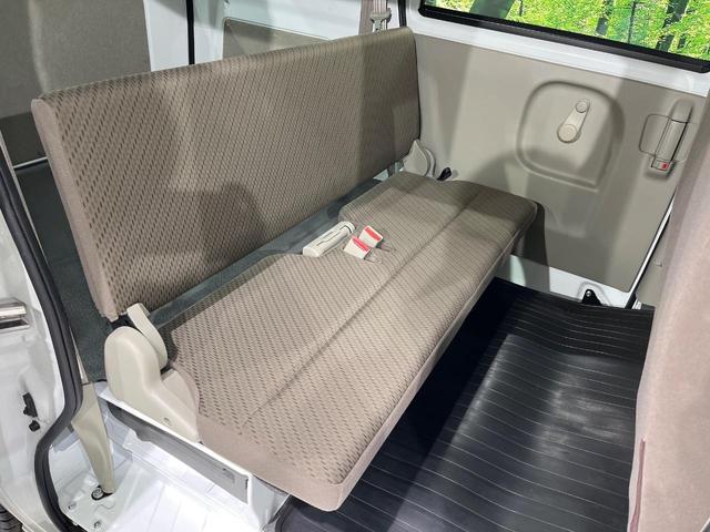 エブリイ PC 4WD 純正SDナビ バックカメラ 禁煙車 衝突軽減装置 ETC オートライト クリアランスソナー キーレス 電動格納ミラー ドアバイザー プライバシーガラス 盗難防止システム パワーステアリング(10枚目)