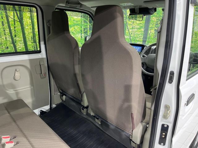 エブリイ PC 4WD 純正SDナビ バックカメラ 禁煙車 衝突軽減装置 ETC オートライト クリアランスソナー キーレス 電動格納ミラー ドアバイザー プライバシーガラス 盗難防止システム パワーステアリング(39枚目)