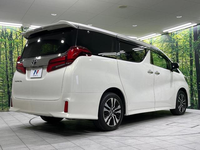 ☆全国のネクステージからお取り寄せが可能※！遠方の店舗に展示してあるクルマが気になる場合も、最寄りの店舗でご覧いただくことが可能です！是非私たちに要望をお聞かせください！※別途費用