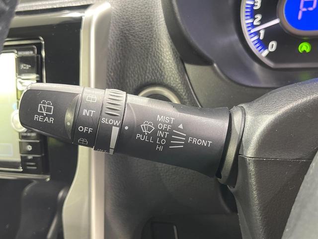 デイズ ハイウェイスター　Ｇターボ　純正ＳＤナビ　禁煙車　衝突軽減装置　スマートキー　オートライト　オートマチックハイビーム　シートヒーター　ＨＩＤヘッド　アイドリングストップ　電動格納ミラー　プライバシーガラス　ドアバイザー（30枚目）