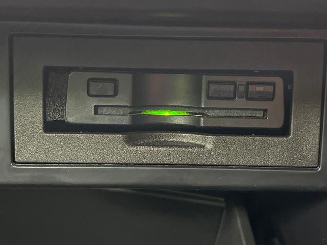 ランドクルーザープラド ＴＸ　サンルーフ　ＳＤナビ　バックカメラ　禁煙車　寒冷地仕様　衝突軽減装置　レーダークルーズ　オートライト　オートマチックハイビーム　ＬＥＤヘッド　ＬＥＤフォグ　クリアランスソナー　プライバシーガラス（8枚目）