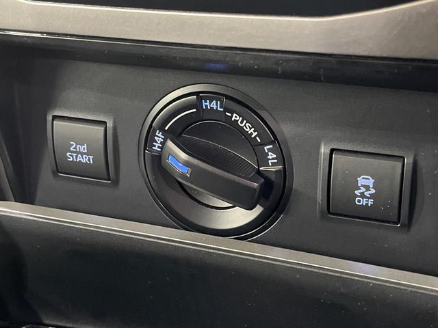 ランドクルーザープラド ＴＸ　サンルーフ　ＳＤナビ　バックカメラ　禁煙車　寒冷地仕様　衝突軽減装置　レーダークルーズ　オートライト　オートマチックハイビーム　ＬＥＤヘッド　ＬＥＤフォグ　クリアランスソナー　プライバシーガラス（33枚目）