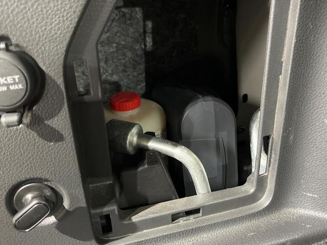 エルグランド 250ハイウェイスタープレミアム 4WD 両側電動ドア 純正SDナビ バックカメラ 電動リアゲート レザーシート ドラレコ スマートキー HIDヘッド ビルトインETC クルコン オートライト デュアルエアコン 助手席電動オットマン(59枚目)