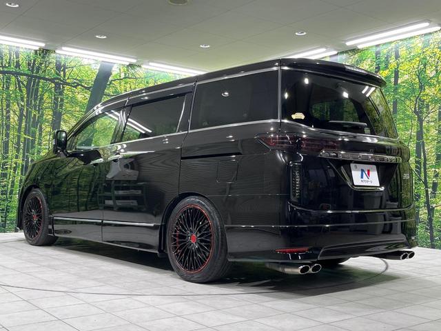 エルグランド 250ハイウェイスタープレミアム 4WD 両側電動ドア 純正SDナビ バックカメラ 電動リアゲート レザーシート ドラレコ スマートキー HIDヘッド ビルトインETC クルコン オートライト デュアルエアコン 助手席電動オットマン(66枚目)