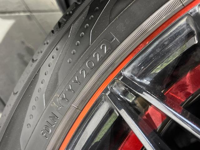 エルグランド 250ハイウェイスタープレミアム 4WD 両側電動ドア 純正SDナビ バックカメラ 電動リアゲート レザーシート ドラレコ スマートキー HIDヘッド ビルトインETC クルコン オートライト デュアルエアコン 助手席電動オットマン(69枚目)