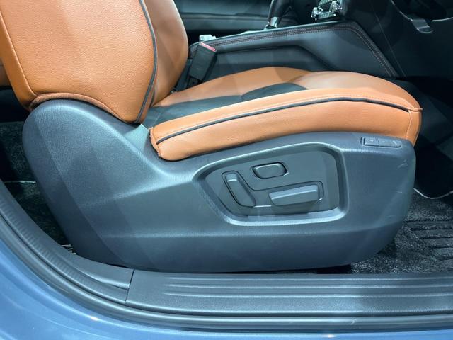ＣＸ－５ ２０Ｓ　レトロスポーツエディション　マツダコネクト　全周囲カメラ　禁煙車　衝突軽減装置　レーダークルーズ　パワーバックドア　パワーシート　シートヒーター　ＥＴＣ　茶革シート　オートライト　オートマチックハイビーム　ＬＥＤヘッド（38枚目）