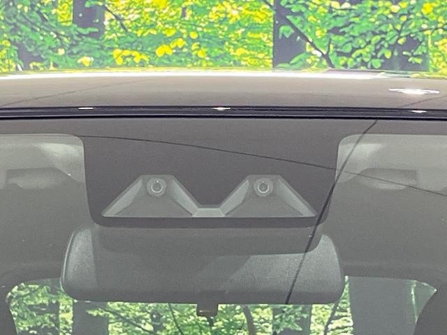 ライズ Z 禁煙車 純正8型ナビ 全周囲カメラ 寒冷地仕様 スマートアシスト レーダークルーズ コーナーセンサー スマートキー LEDヘッド オートハイビーム 車線逸脱警報 オートライト オートエアコン(5枚目)