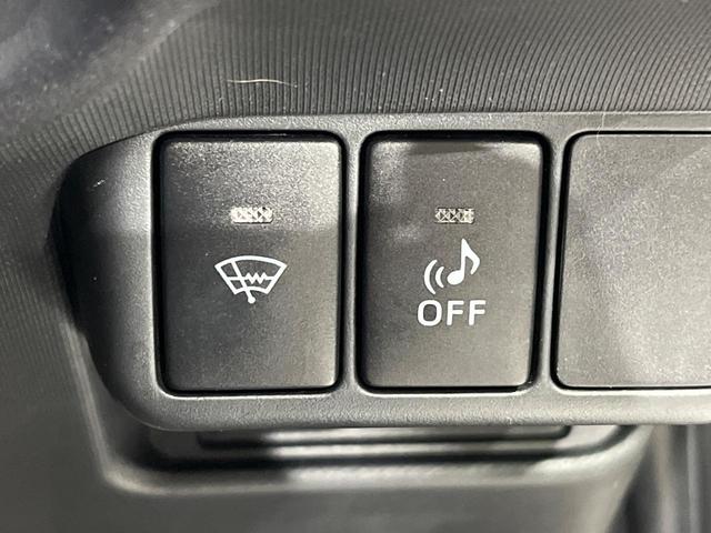 アクア Gブラックソフトレザーセレクション 純正SDナビ 寒冷地仕様 禁煙車 ハーフレザーシート スマートキー クルーズコントロール オートライト オートエアコン Bluetooth CD DVD再生 地デジ 盗難防止装置 衝突安全ボディ(4枚目)