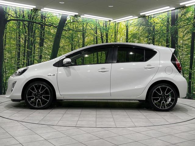 アクア Gブラックソフトレザーセレクション 純正SDナビ 寒冷地仕様 禁煙車 ハーフレザーシート スマートキー クルーズコントロール オートライト オートエアコン Bluetooth CD DVD再生 地デジ 盗難防止装置 衝突安全ボディ(50枚目)