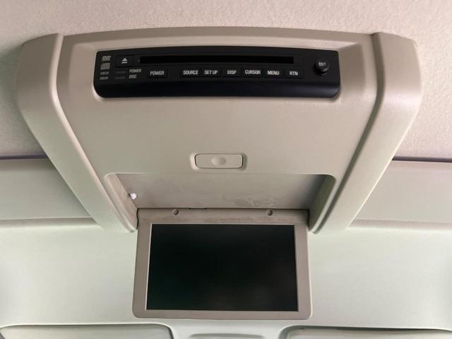 デリカD:5 シャモニー 4WD 両側電動スライドドア 純正SDナビ 後席モニター バックカメラ 禁煙車 ドラレコ スマートキー HIDヘッド ETC クルコン オートライト オートエアコン 純正18インチアルミ CD再生(3枚目)