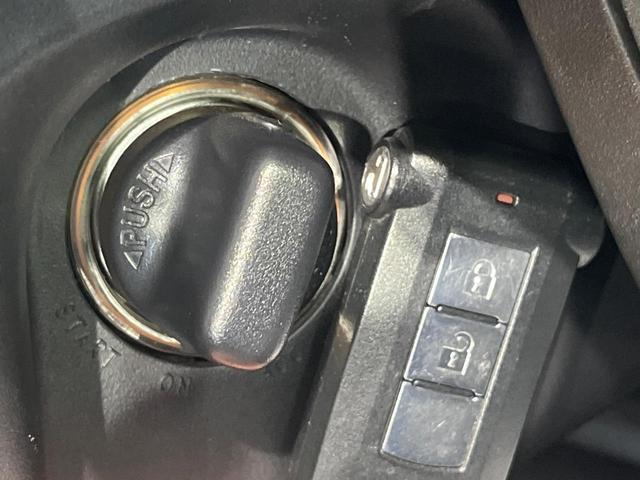 デリカD:5 シャモニー 4WD 両側電動スライドドア 純正SDナビ 後席モニター バックカメラ 禁煙車 ドラレコ スマートキー HIDヘッド ETC クルコン オートライト オートエアコン 純正18インチアルミ CD再生(8枚目)