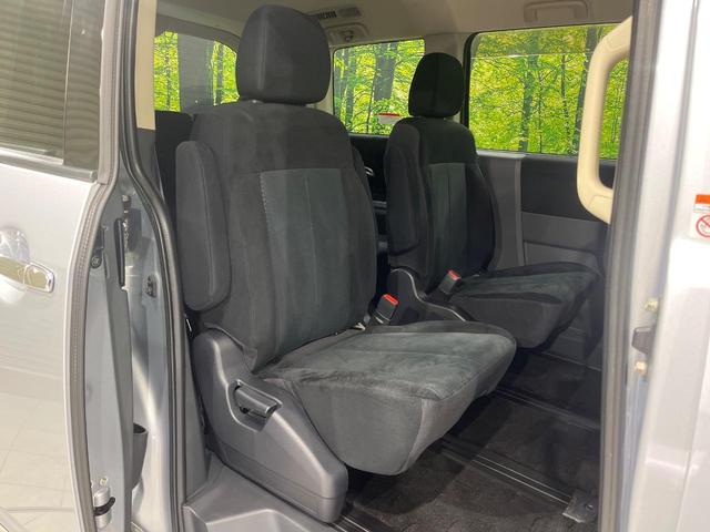 デリカD:5 シャモニー 4WD 両側電動スライドドア 純正SDナビ 後席モニター バックカメラ 禁煙車 ドラレコ スマートキー HIDヘッド ETC クルコン オートライト オートエアコン 純正18インチアルミ CD再生(10枚目)