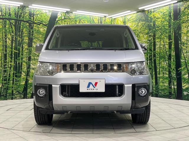 デリカD:5 シャモニー 4WD 両側電動スライドドア 純正SDナビ 後席モニター バックカメラ 禁煙車 ドラレコ スマートキー HIDヘッド ETC クルコン オートライト オートエアコン 純正18インチアルミ CD再生(16枚目)