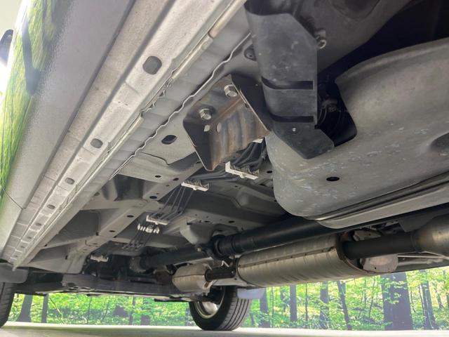 デリカD:5 シャモニー 4WD 両側電動スライドドア 純正SDナビ 後席モニター バックカメラ 禁煙車 ドラレコ スマートキー HIDヘッド ETC クルコン オートライト オートエアコン 純正18インチアルミ CD再生(22枚目)