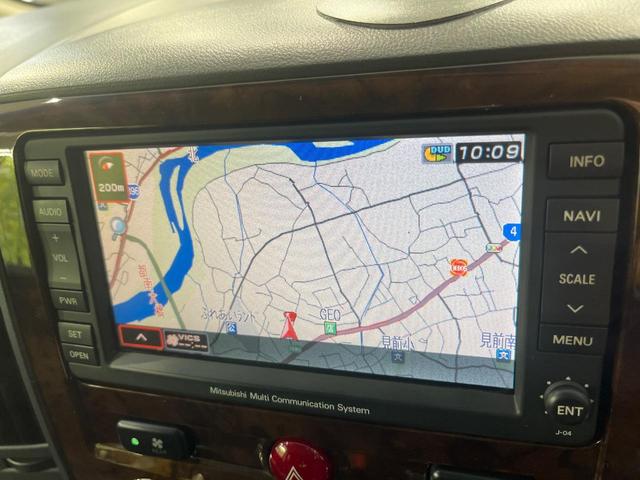 デリカD:5 シャモニー 4WD 両側電動スライドドア 純正SDナビ 後席モニター バックカメラ 禁煙車 ドラレコ スマートキー HIDヘッド ETC クルコン オートライト オートエアコン 純正18インチアルミ CD再生(26枚目)