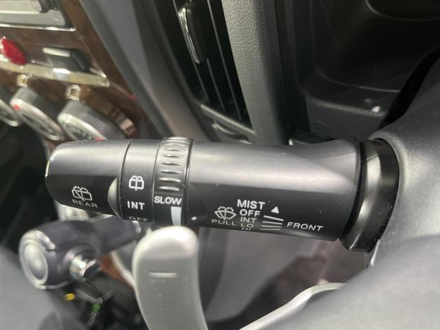 デリカD:5 シャモニー 4WD 両側電動スライドドア 純正SDナビ 後席モニター バックカメラ 禁煙車 ドラレコ スマートキー HIDヘッド ETC クルコン オートライト オートエアコン 純正18インチアルミ CD再生(40枚目)