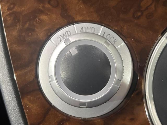 デリカD:5 シャモニー 4WD 両側電動スライドドア 純正SDナビ 後席モニター バックカメラ 禁煙車 ドラレコ スマートキー HIDヘッド ETC クルコン オートライト オートエアコン 純正18インチアルミ CD再生(47枚目)