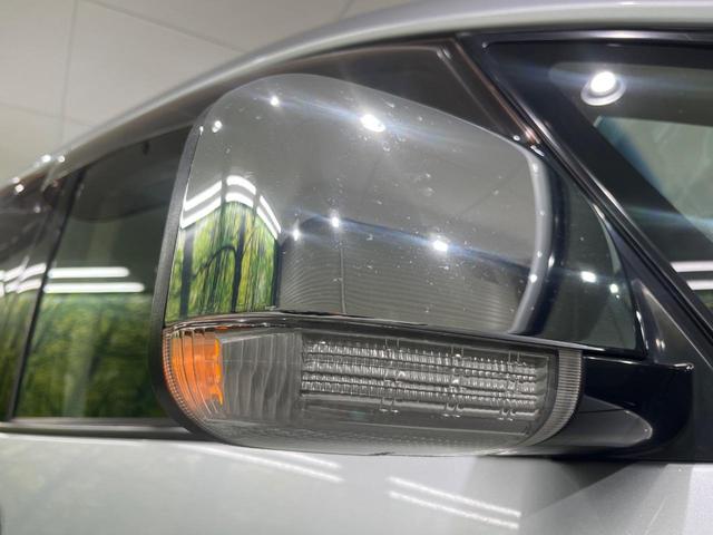 デリカD:5 シャモニー 4WD 両側電動スライドドア 純正SDナビ 後席モニター バックカメラ 禁煙車 ドラレコ スマートキー HIDヘッド ETC クルコン オートライト オートエアコン 純正18インチアルミ CD再生(52枚目)