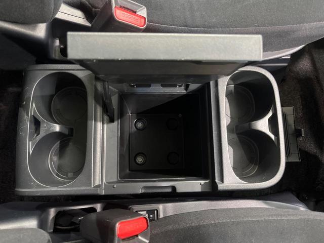 デリカD:5 シャモニー 4WD 両側電動スライドドア 純正SDナビ 後席モニター バックカメラ 禁煙車 ドラレコ スマートキー HIDヘッド ETC クルコン オートライト オートエアコン 純正18インチアルミ CD再生(64枚目)