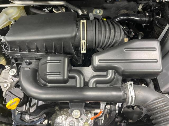 タフト X ガラスルーフ 純正SDナビ バックカメラ 禁煙車 衝突軽減装置 寒冷地仕様 先行車発信お知らせ 誤発信抑制機能 通信用USBポート オートブレーキホールド オートハイビーム コーナーセンサー(19枚目)