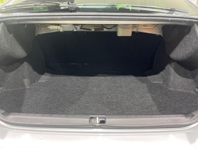ＷＲＸ Ｓ４ ２．０ＧＴアイサイト　４ＷＤ　ターボ　純正ダイアトーンサウンドナビ　バックカメラ　衝突軽減装置　レーダークルーズ　禁煙車　ドラレコ　コーナーセンサー　スマートキー　ＬＥＤヘッド　ＥＴＣ　車線逸脱警報　デュアルエアコン（11枚目）