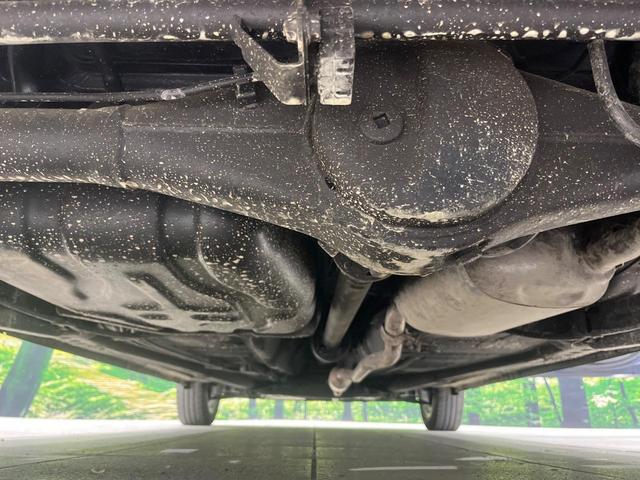 スペーシア ハイブリッドG 純正SDナビ バックカメラ 禁煙車 衝突軽減装置 オートライト オートエアコン クリアランスソナー スマートキー シートヒーター ドアバイザー プライバシーガラス CD/DVD再生 盗難防止システム(20枚目)