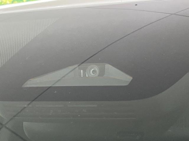 ノア ハイブリッドS-Z 4WD 両側電動ドア バックカメラ 寒冷地仕様 トヨタセーフティセンス レーダークルーズ 禁煙車 ハーフレザーシート 前席シートエアコン ドラレコ コーナーセンサー スマートキー LEDヘッド(6枚目)