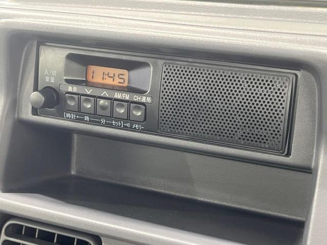 キャリイトラック ＫＣエアコン・パワステ　４ＷＤ　禁煙車　オートライト　アイドリングストップ　衝突安全ボディ　パワーステアリング　電動格納ミラー（5枚目）